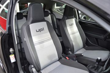 Fahrzeugabbildung Volkswagen up! black up!/Panoramadach/Klima/Navi