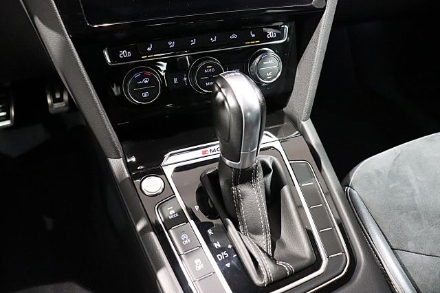 Arteon R-Line 2.0 TSI DSG R-Line ACC DCC AreaVie