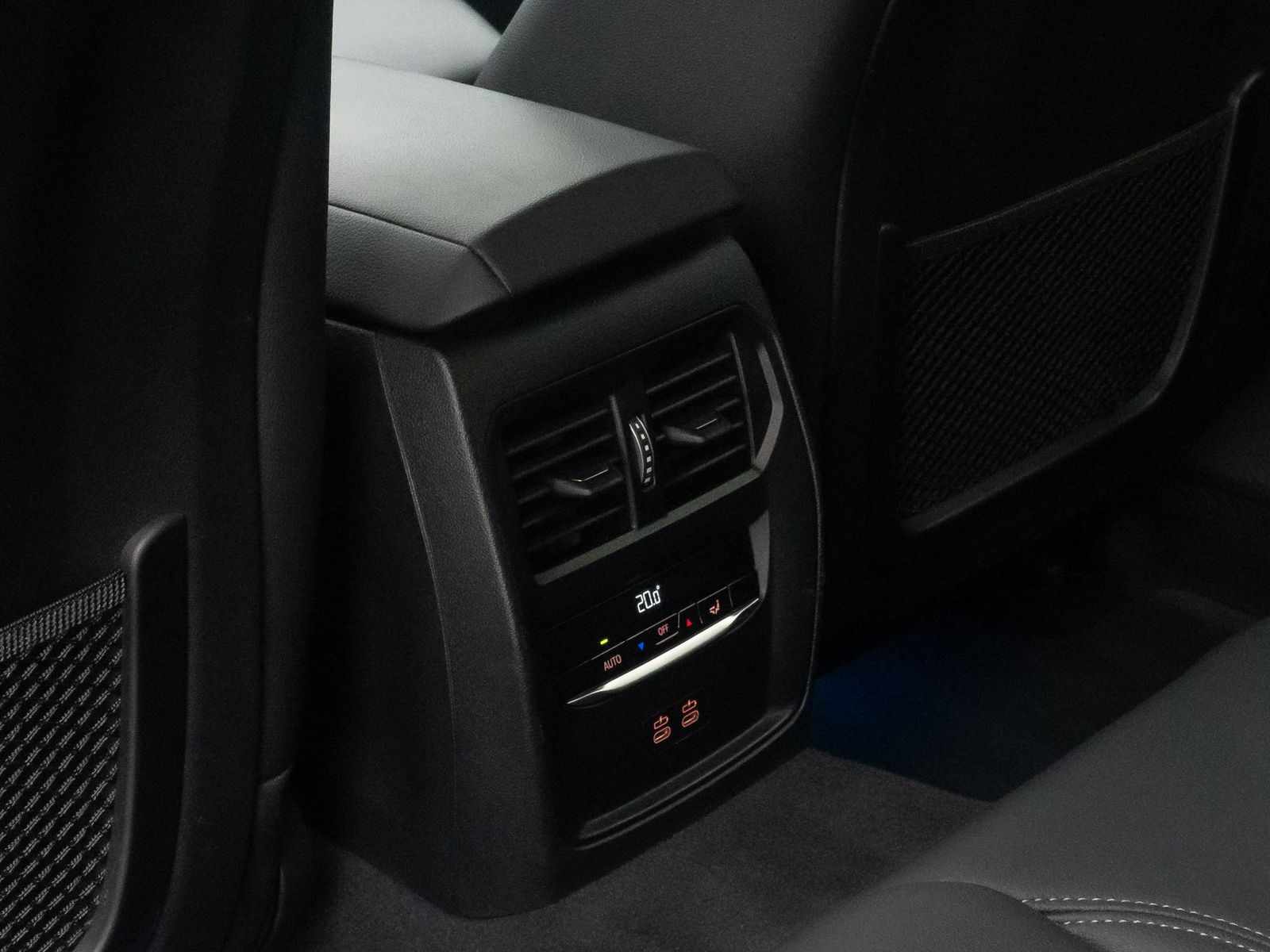 Fahrzeugabbildung BMW 420 Gran Coup&eacute; Kamera HUD DAB H/K Sport 18Zoll