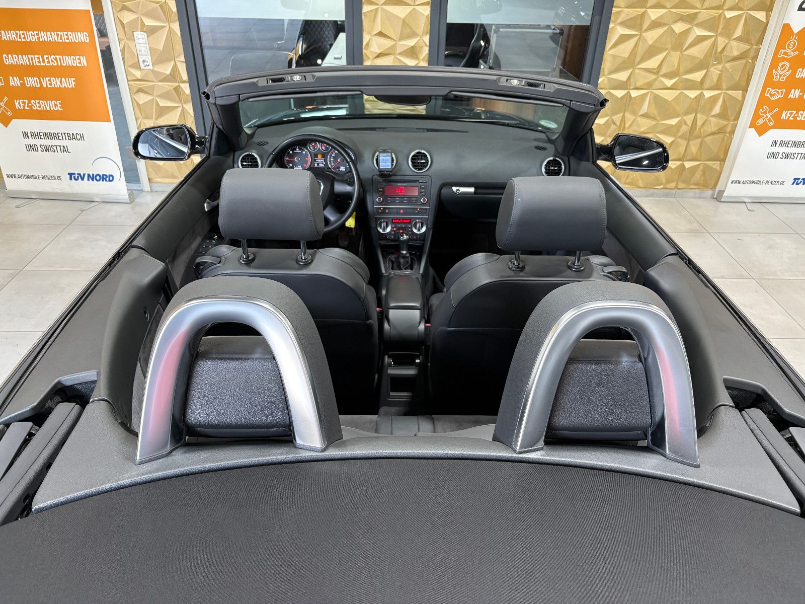 Fahrzeugabbildung Audi A3 Cabriolet Attraction/PDC/SHZ/KLIMA/ALCANTARA