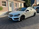 Mercedes-Benz Mercedes CLA 45 AMG Performance Scheckheft... - Mercedes-Benz CLA 45 AMG aus 2013