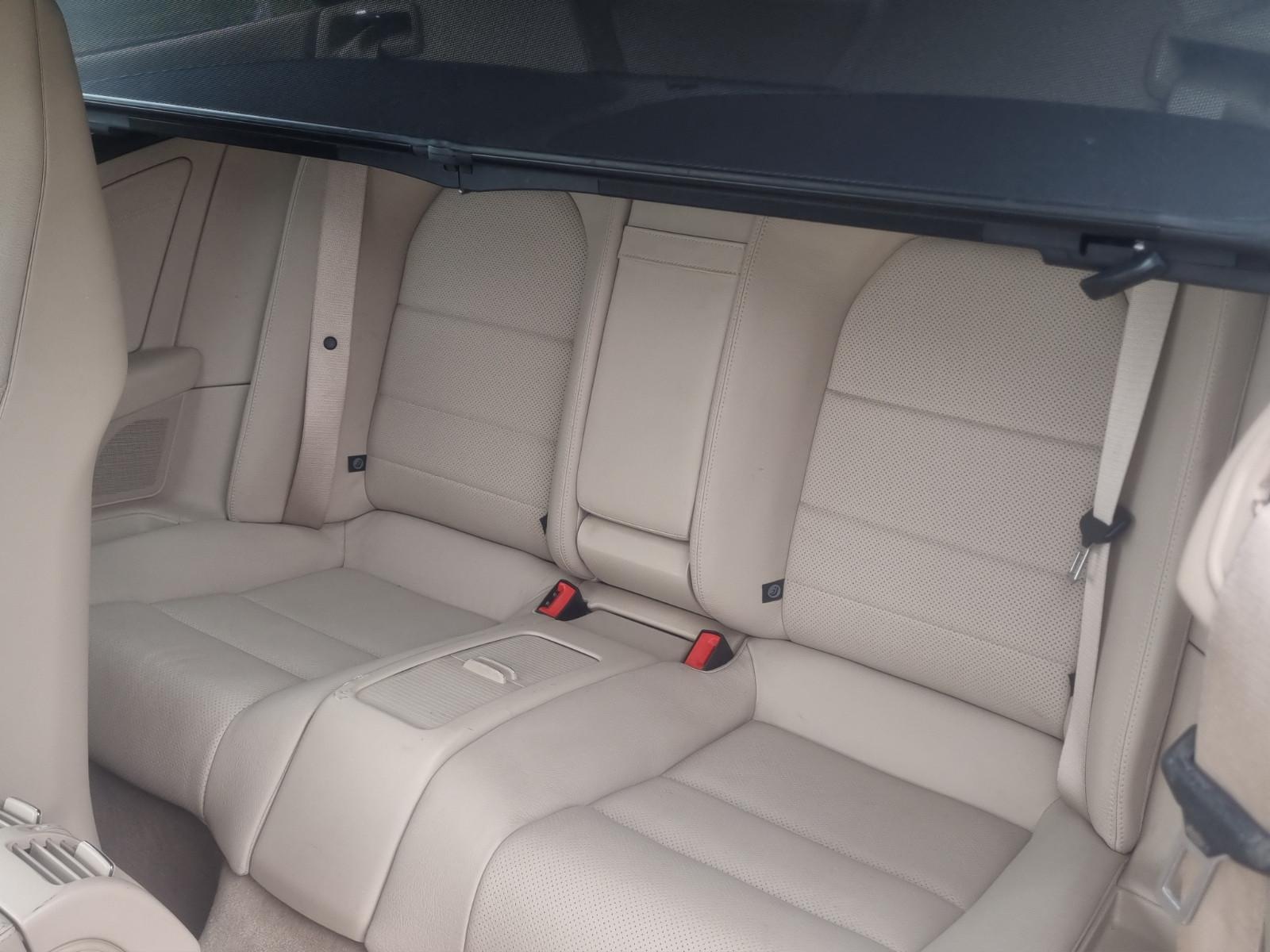 Mercedes-Benz E 200 Cabrio AHK/CAM/PTS/LED