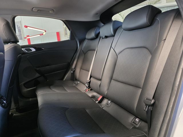 KIA XCeed — Foto 29