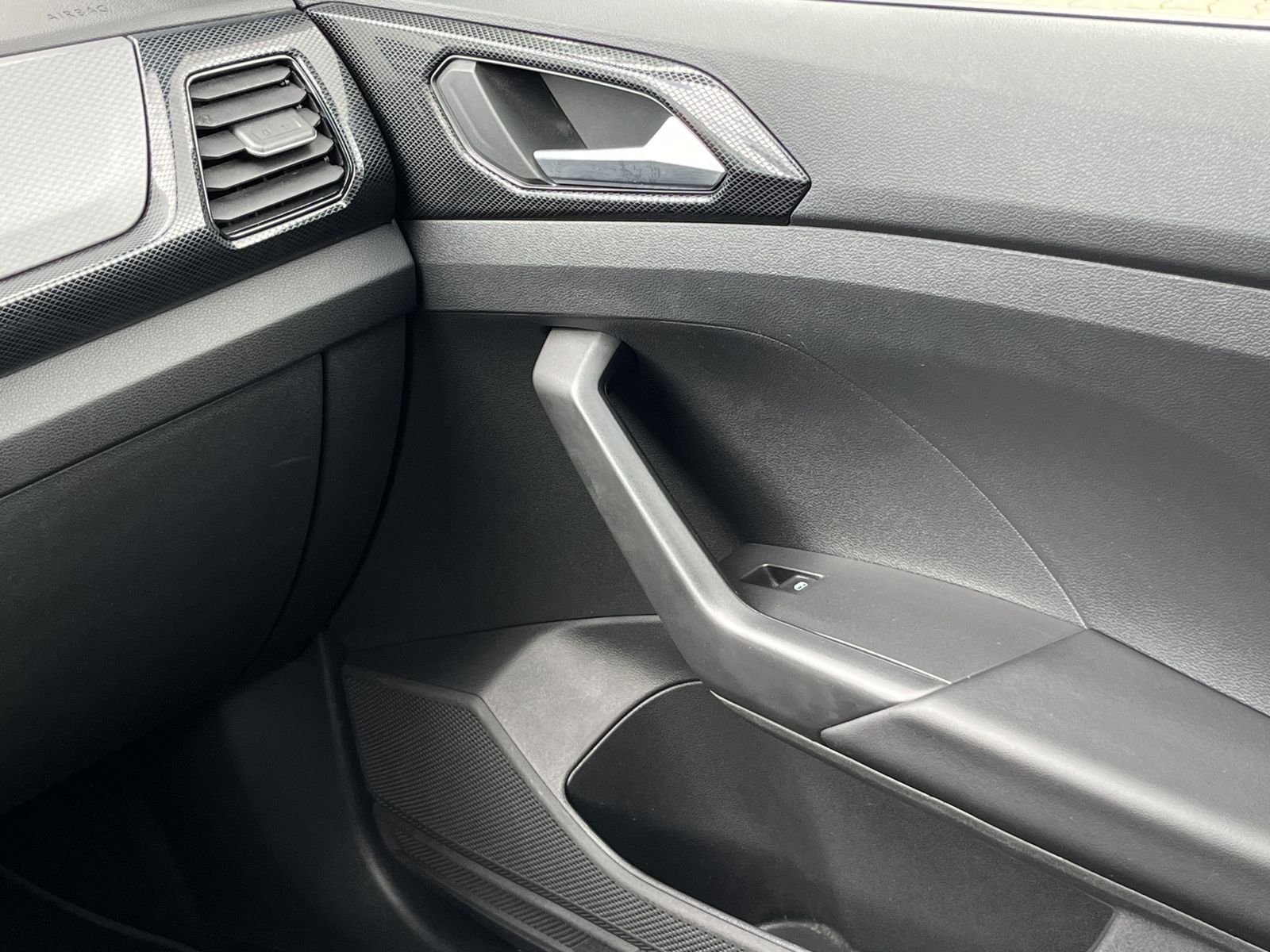 Fahrzeugabbildung Volkswagen T-Cross DSG*ViCo*SmartLink*PDC*ACC*IQ*u.v.m**
