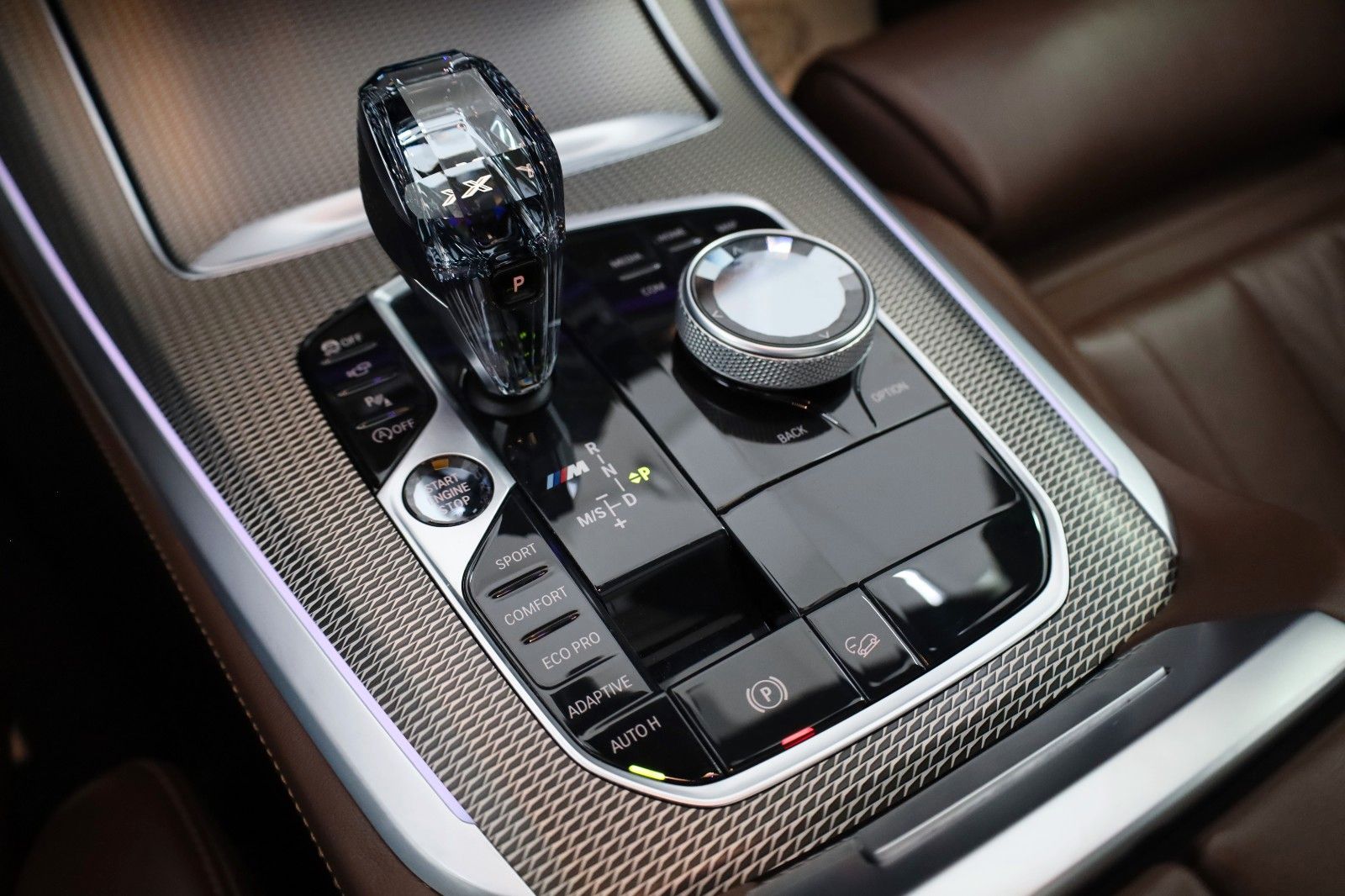 Fahrzeugabbildung BMW X5 M50 d,Panorama,Laser,Soft-Close,HUD, Air-Pak.