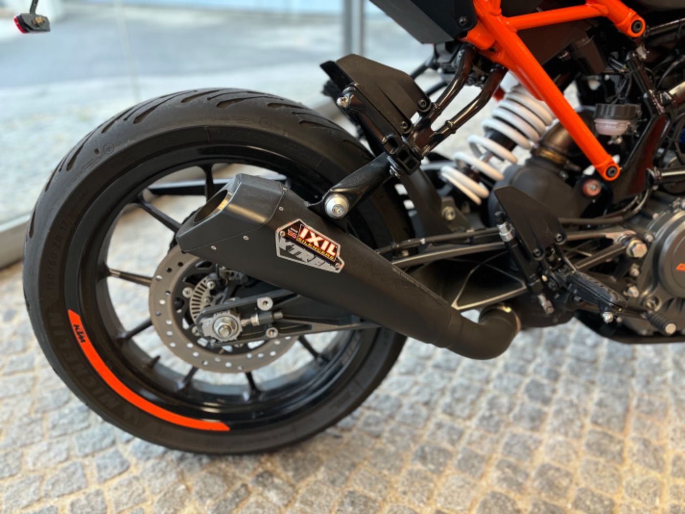 Fahrzeugabbildung KTM 125 Duke