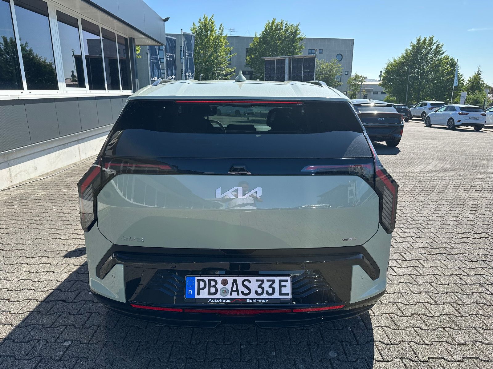 Fahrzeugabbildung Kia EV3  81.4 GT-LINE DWP COM