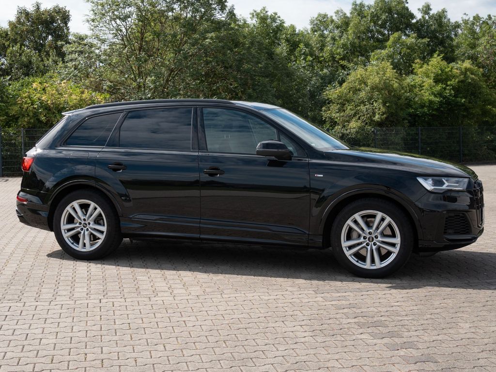 Image of Audi Q7
