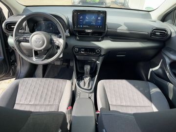 Toyota Yaris - 12