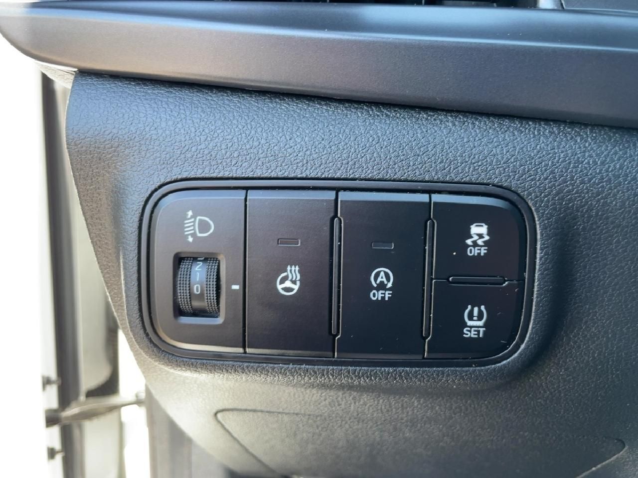 Fahrzeugabbildung Hyundai i20 1,0 l Intro Edition Mild-Hybrid + Navi Paket