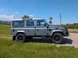 Land Rover Defender 110 Td4 SE TÜV 4/28 neu Scheckheft - Land Rover Defender: Schiebedach