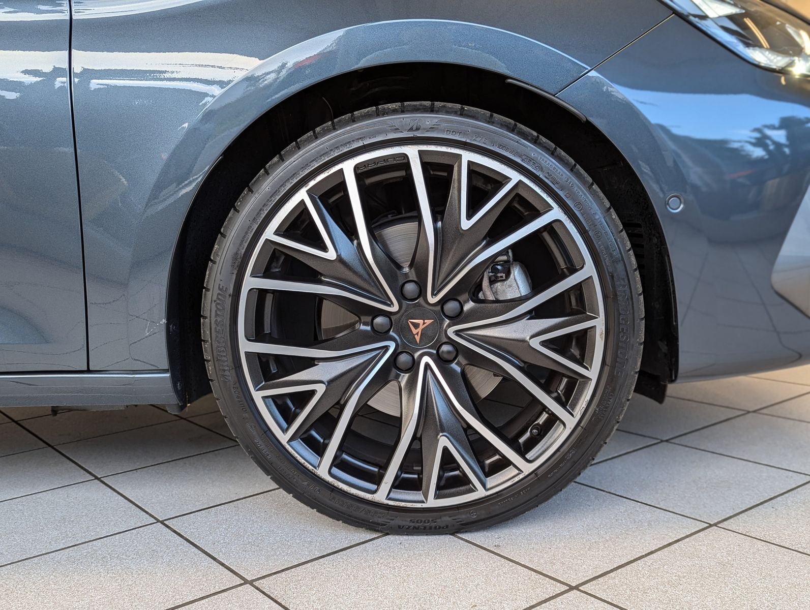 CUPRA Leon 1.5 eTSI Sennh Matrix Pano Edge/Dynamic AHK - Image 10