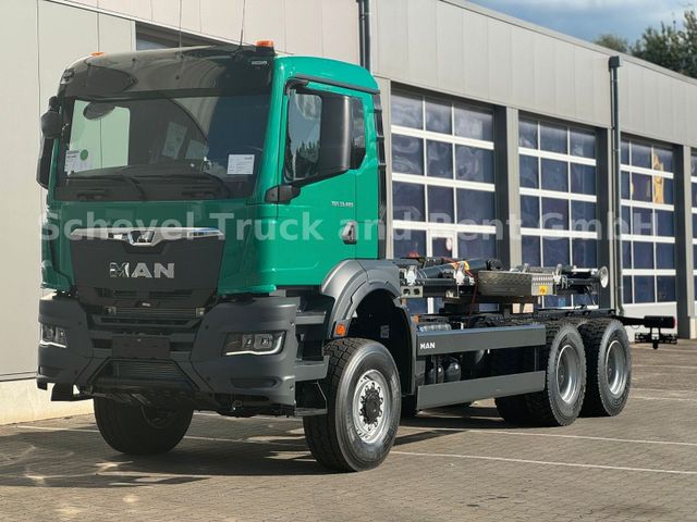 MAN TGS 33.480 Abrollkipper HYVA 26-55-S /6x6/60 Ton