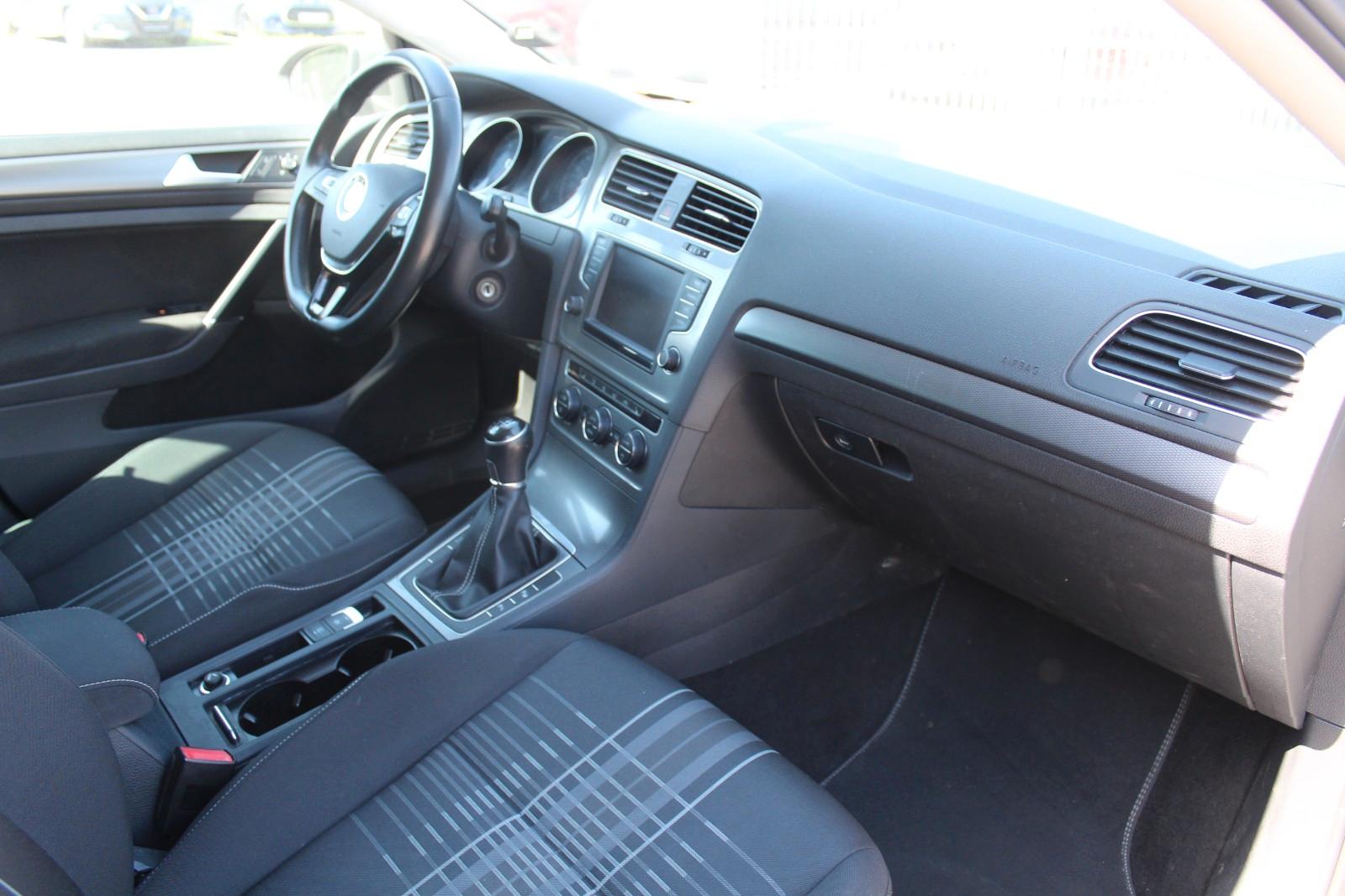 Volkswagen Golf 2015 — photo 20