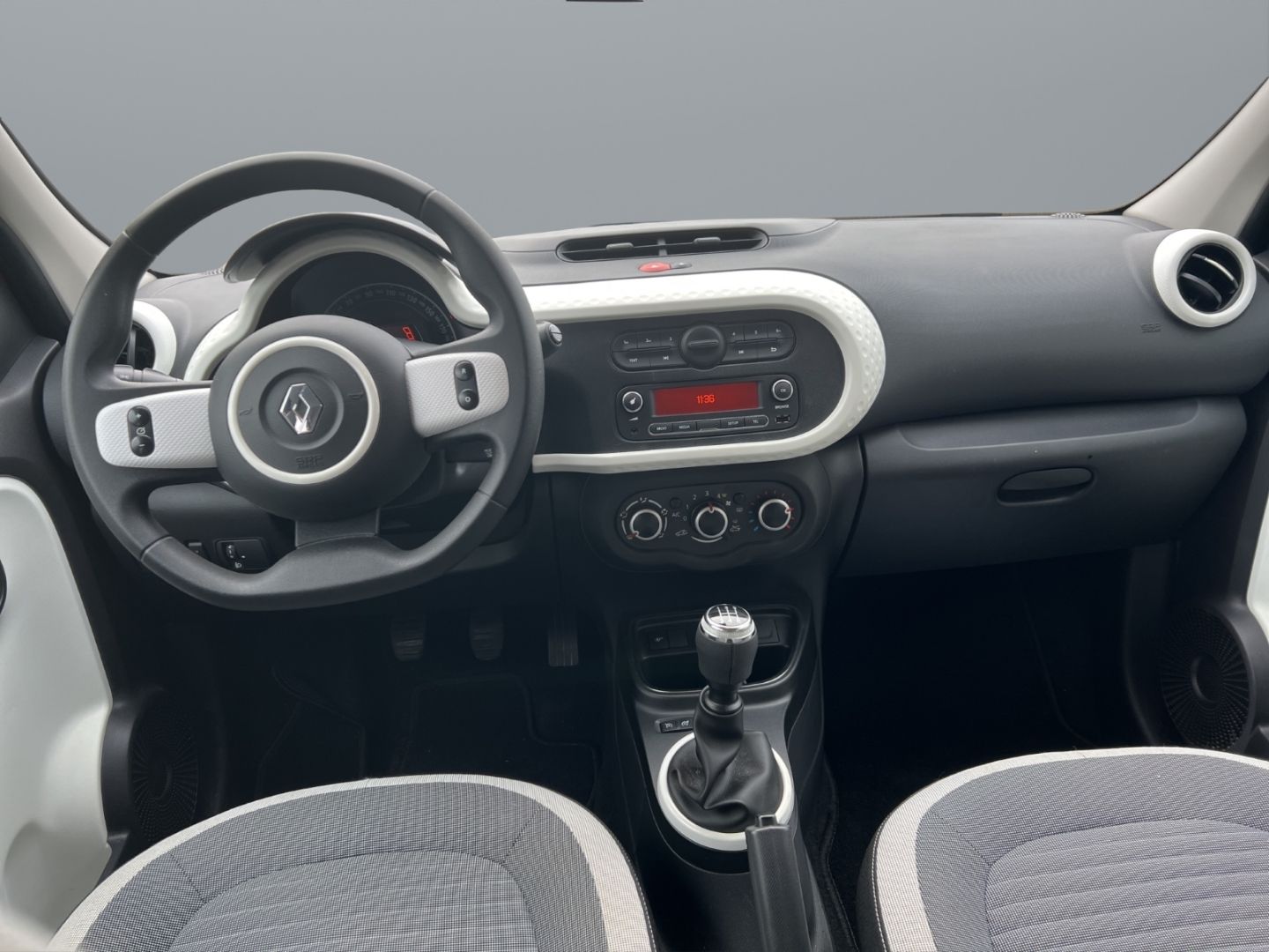 Fahrzeugabbildung Renault Twingo Limited 1.0 SCe 75 EU6d-T Tel.-Vorb. Berg