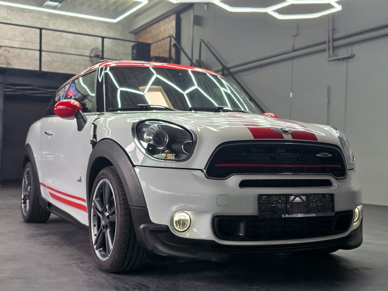 MINI John Cooper Works Paceman JCW