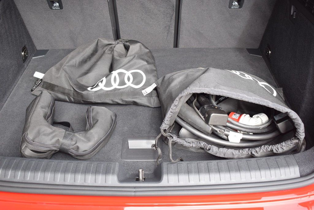 Audi A3 Sportback 40 TFSIe S-line AHK Navi RüKam foto 21