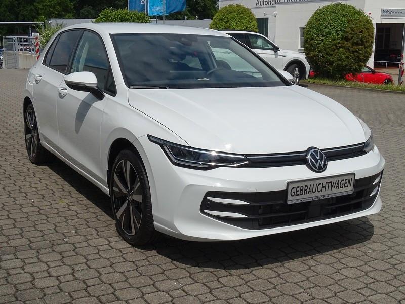 Volkswagen Golf 1.5 eTSI DSG Life / Harman-Kardon