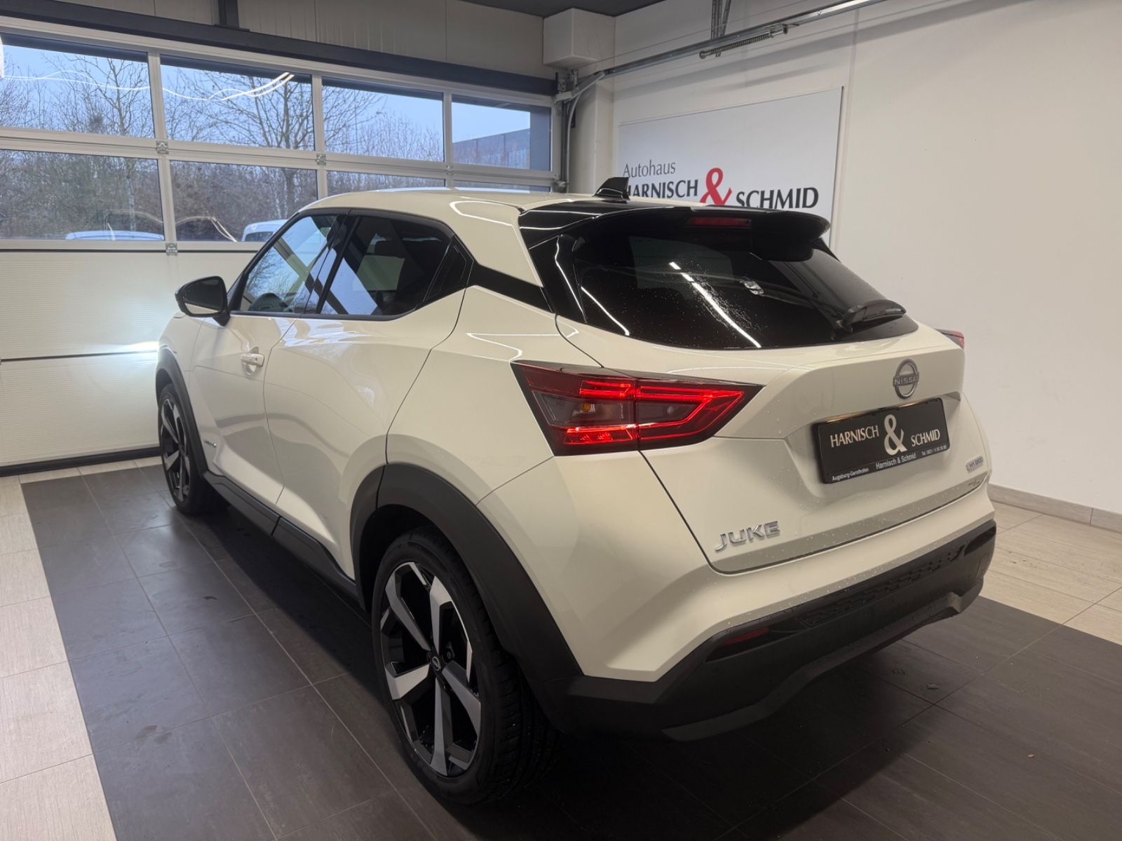 Fahrzeugabbildung Nissan Juke Hybrid Tekna; Leder, 19Zoll, 360°