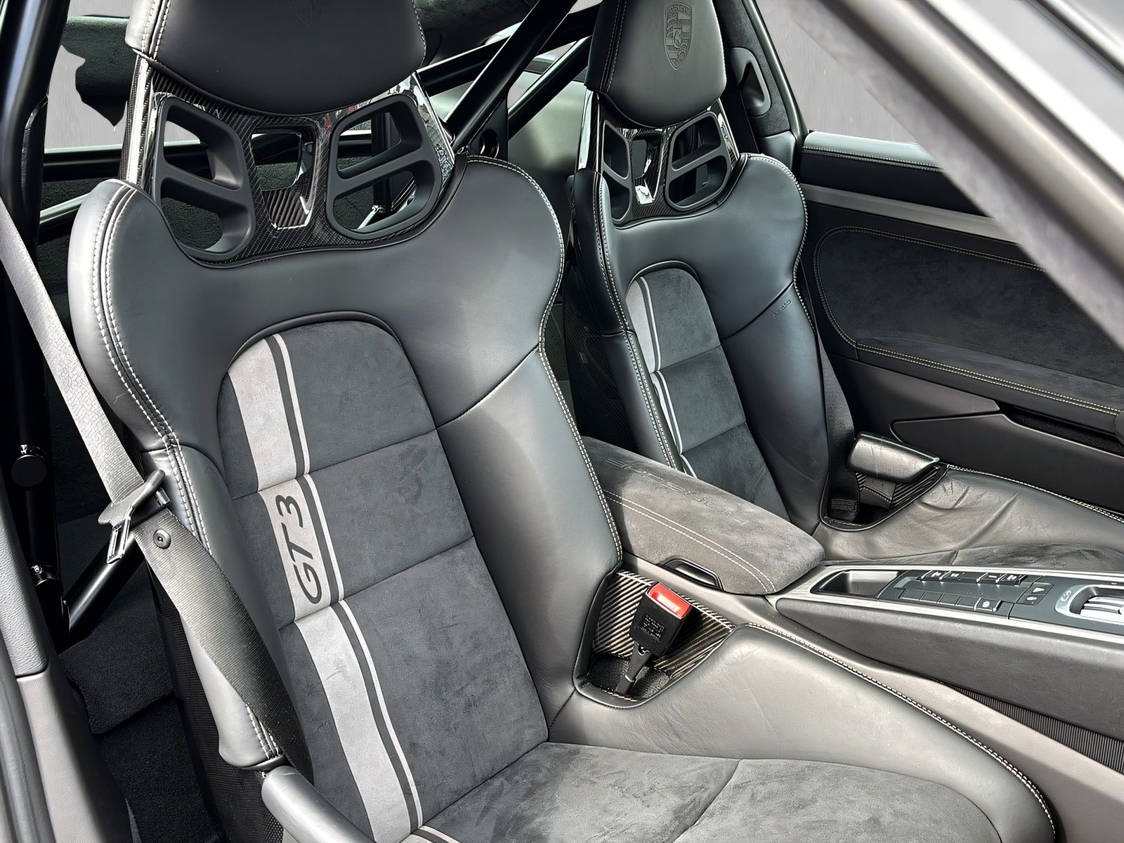 Fahrzeugabbildung Porsche 911 GT 3 PDK 991 APPROVED 03/27 BOSE PASM RF KAM