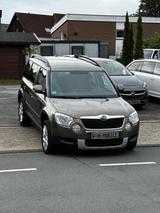 Skoda Yeti Ambition Plus Edition Premium Garantie - Skoda Yeti: Van
