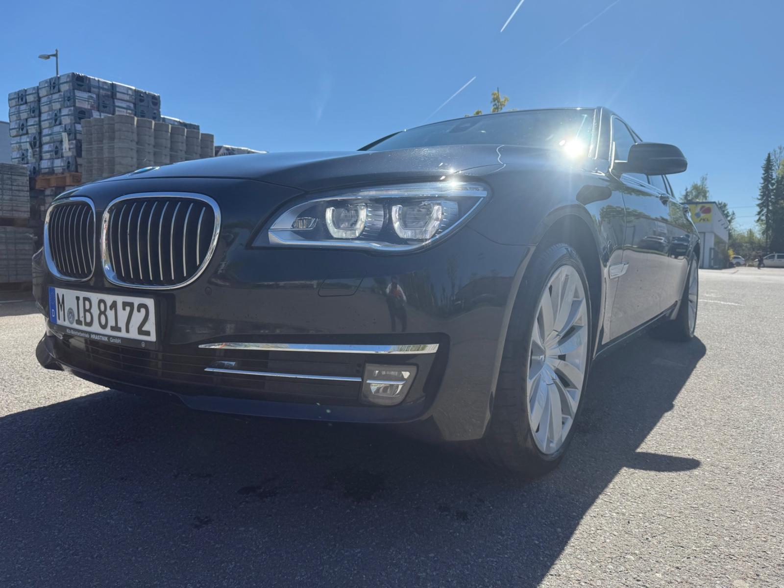 BMW 730 7 730d xDrive / GUTER ZUSTAND /