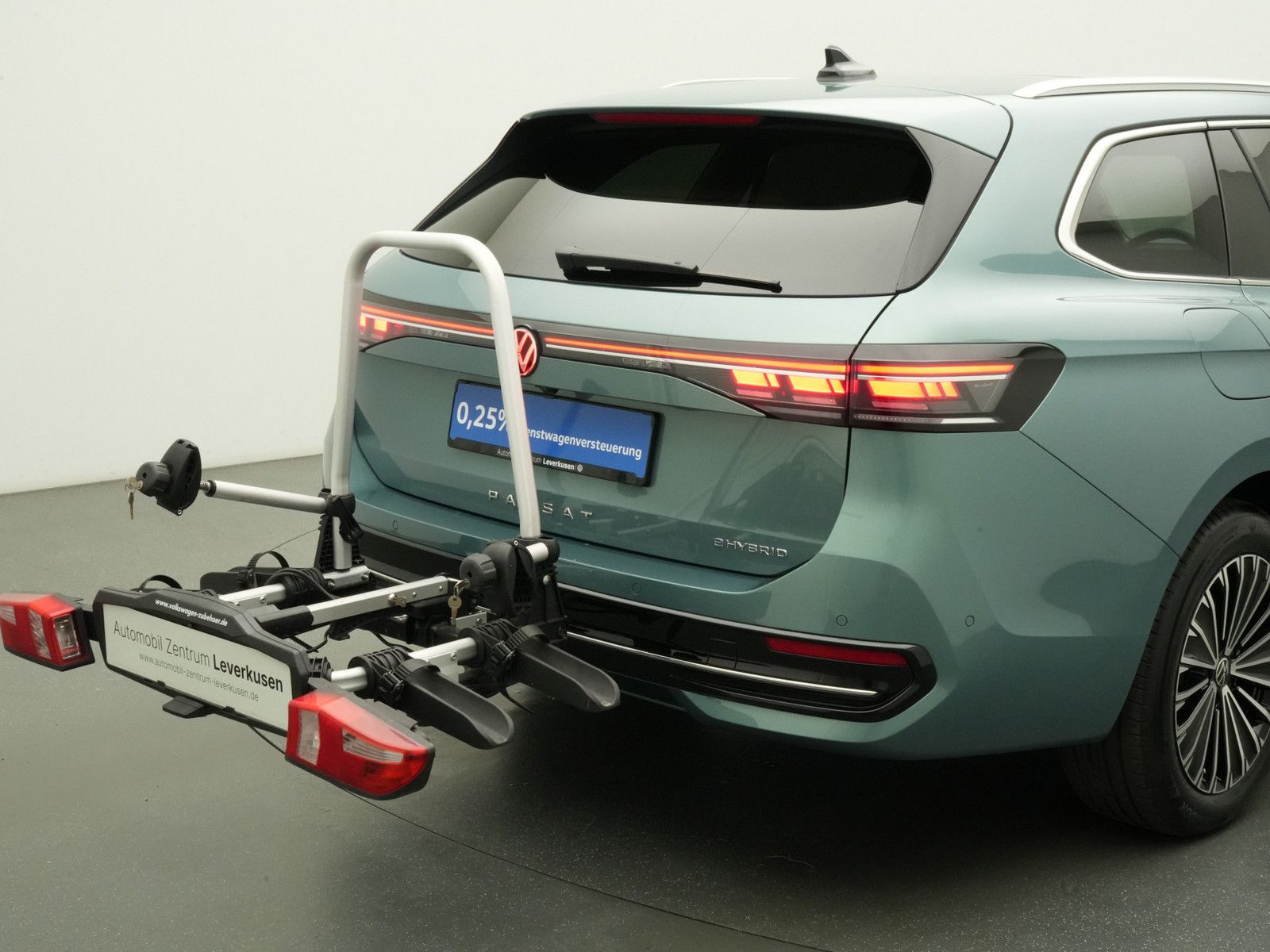 Volkswagen Passat eHybrid Elegance PANO MATRIX AHK ACC H K foto 4