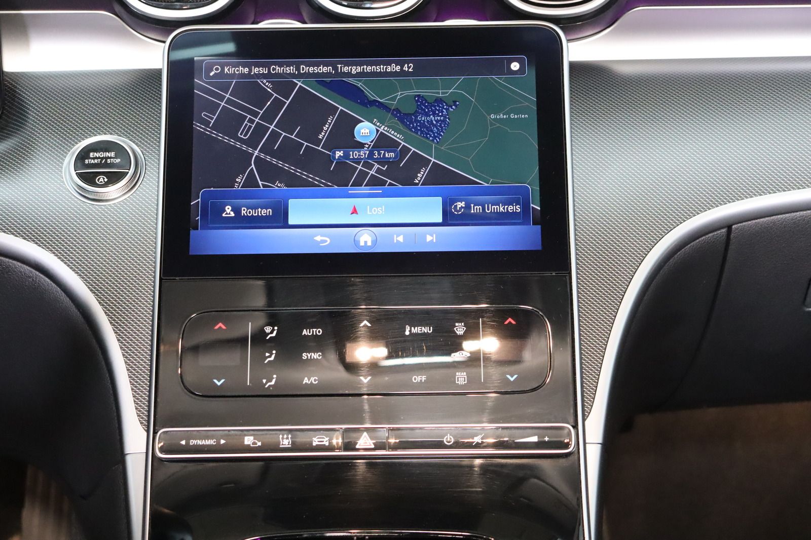 Fahrzeugabbildung Mercedes-Benz C 220 T d 4Matic Standhzg. * LED *