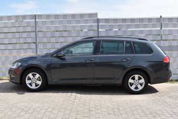 Volkswagen Golf - 5