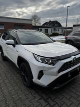 Toyota RAV4 Hybrid Team Deutschland | AHK | Scheckheft - gebrauchte Toyota RAV 4 aus dem Jahr 2020