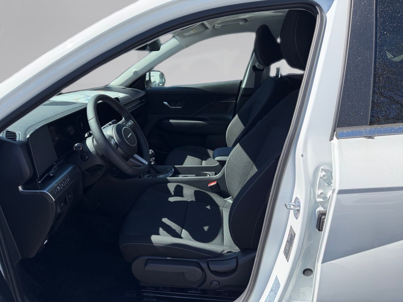 Fahrzeugabbildung Hyundai KONA TREND SHZ*LHZ*NAVI*PDC*360 Kamera*KEYLESS