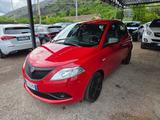 Lancia Ypsilon 5 porte S&S Hybrid Ecochic Silver - Lancia Ypsilon Silver mit Hybrid-Antrieb (Benzin/Elektro)