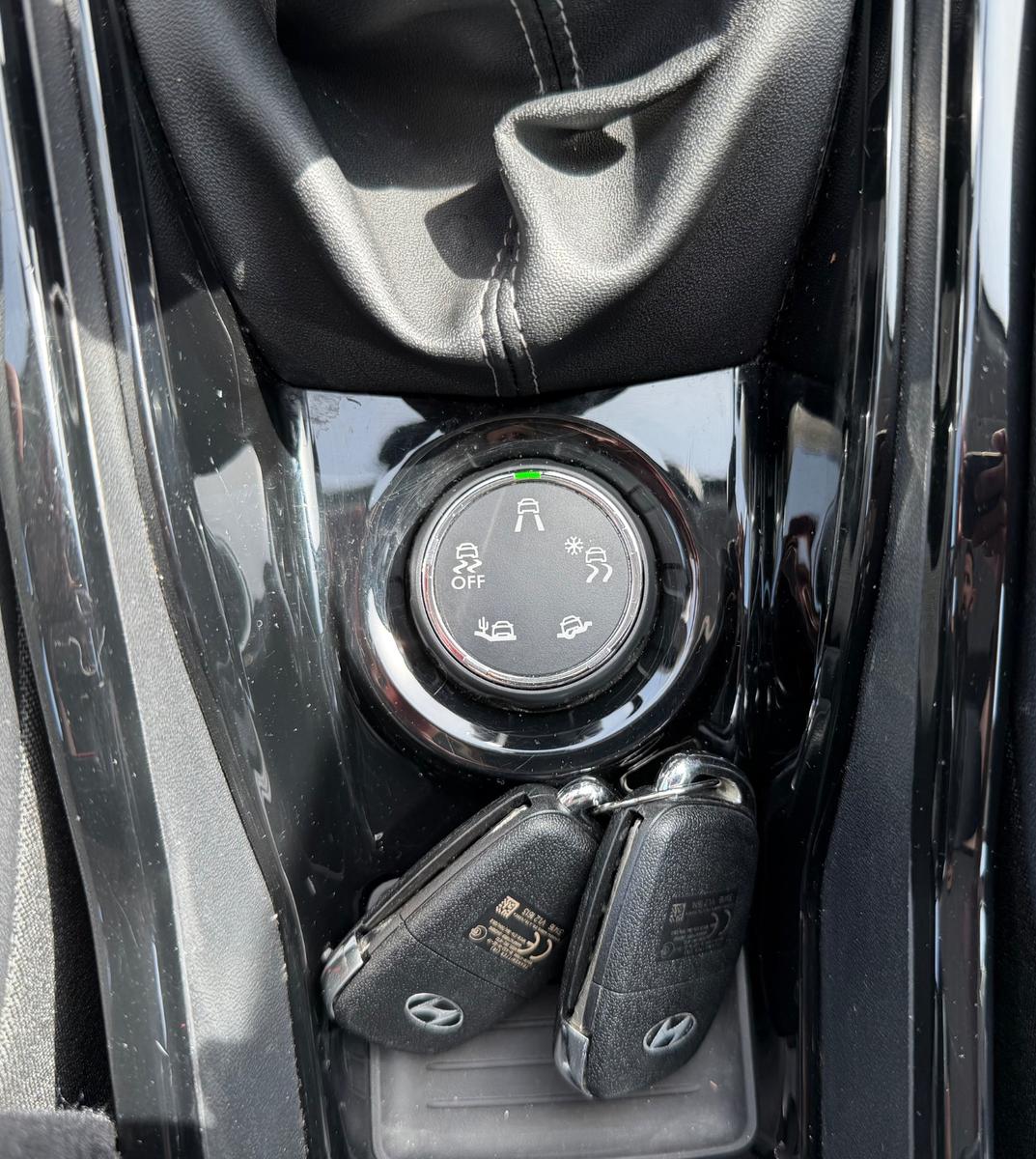 Peugeot 2008 Allure/TÜV Neu/Navi/PDC
