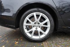 Fahrzeugabbildung Audi A6 Avant 2.0 TDI Temp. Navi BT LED Scheckheft !