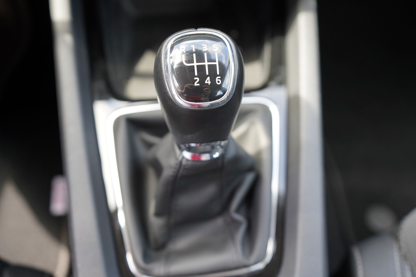 Skoda Octavia Combi 1.5 TSI First Edition LED Navi ACC foto 22
