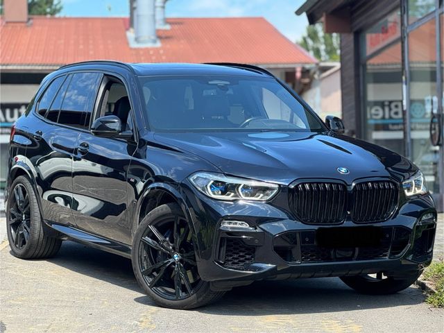 BMW X5 M50d LED SKY PANO AHK M PAKET HARMANN