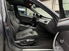 Fahrzeugabbildung BMW 520i Edition Sport M-Paket *MOTORLAUF UNRUND*