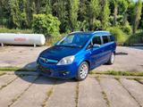 Opel opel zafira b 1.6  turbo flexfuel gasanlag... - Opel Zafira mit LPG-Antrieb