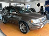 Volvo XC90 D5 AUT/GSD/SHZ/LEDER/NAVI/MEDIA-IN/7-SITZER - Volvo XC90 aus 2012