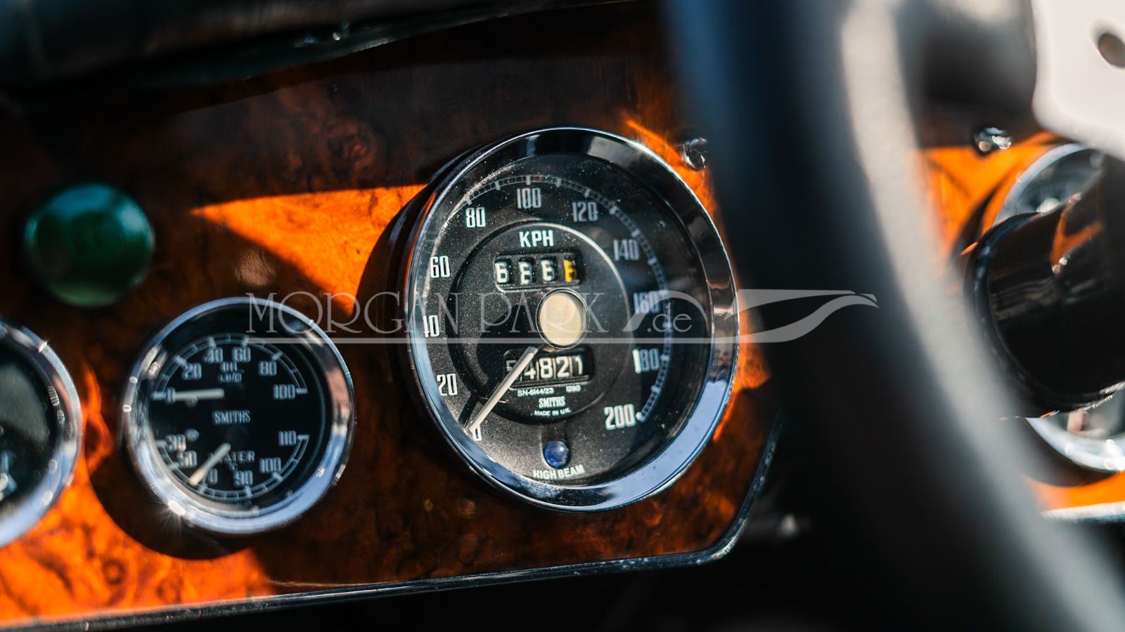 Fahrzeugabbildung Austin Healey BJ8  3000 MK III 1964   Lesen Sie den Text !