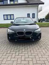 BMW 1er F20 116i - BMW: 1er F20