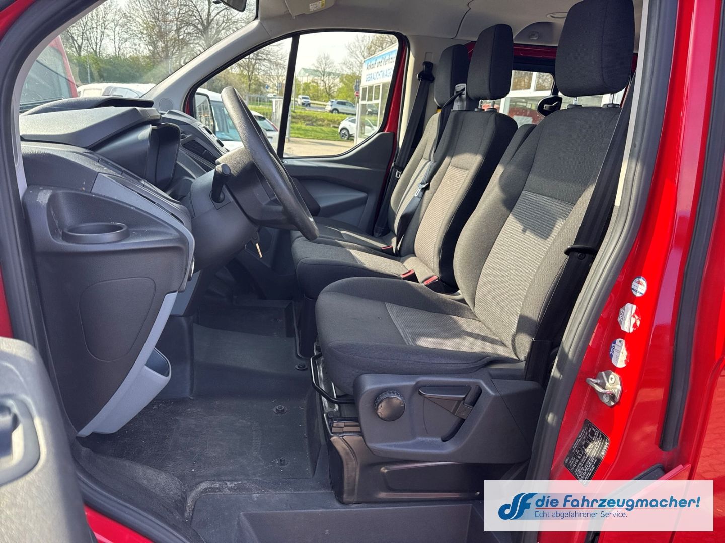 Fahrzeugabbildung Ford Transit Custom Kombi 300 L1 2.2 TDCi *2406 *KLIM
