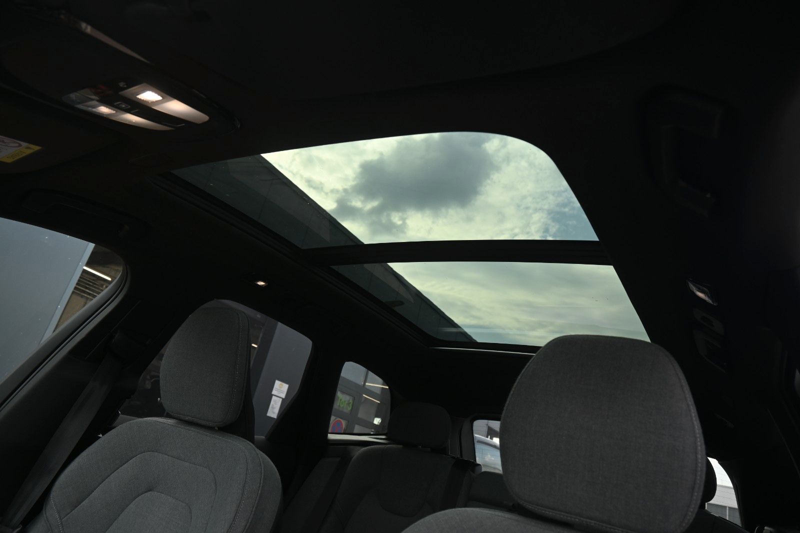 Fahrzeugabbildung Volvo XC60 T8 AWD Recharge Inscription*360°*STDHZG*ACC