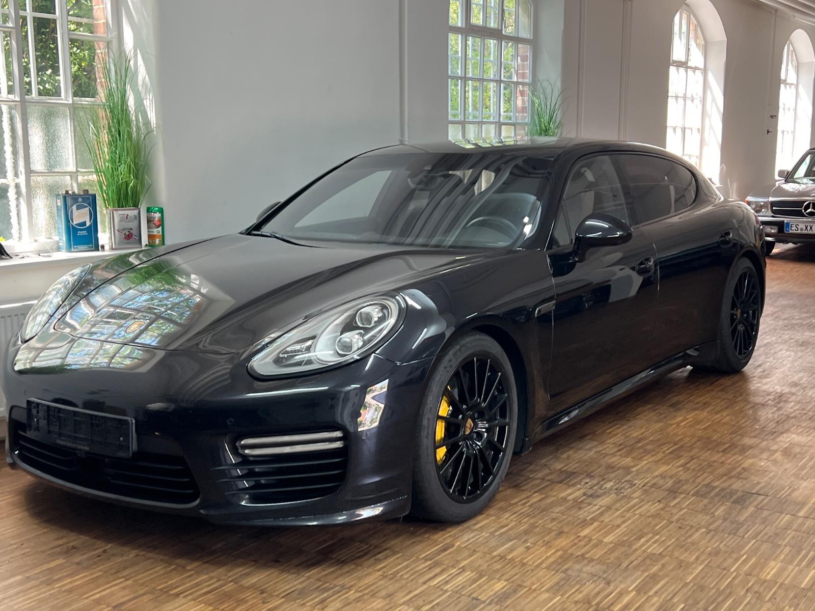 Porsche Panamera Turbo /APPROVED 09/27/Chrono/ACC/20Zoll