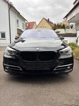 BMW 535 Gran Turismo 535d xDrive Gran Turismo Mo... - schwarze BMW 535 Gran Turismo