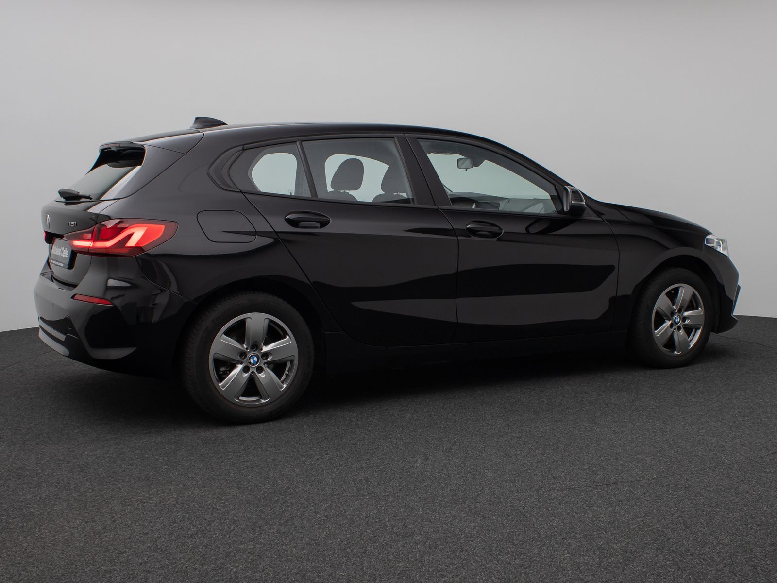 Fahrzeugabbildung BMW 118i DAB CockPitPro Geschwindigkeitsreg PDC LED
