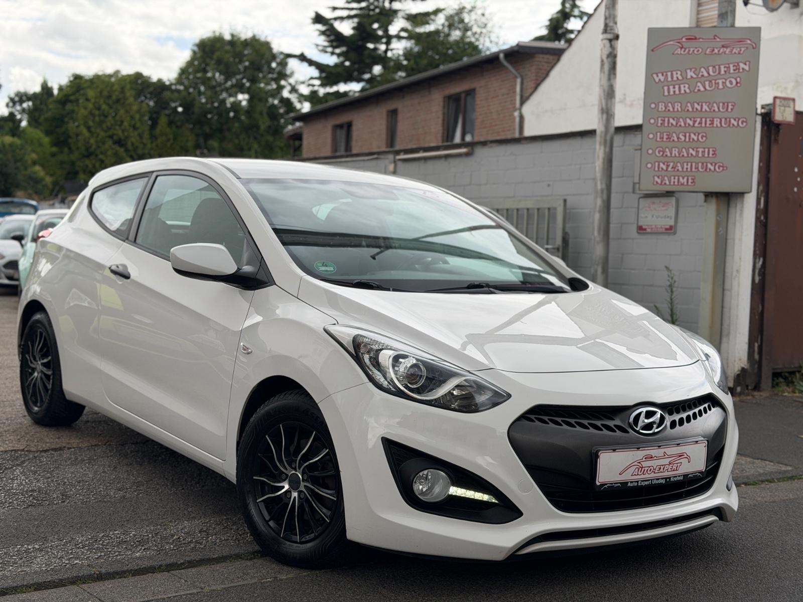 Hyundai i30 Coupe AUS 2.HAND+SCHECKHEFT+KLIMA+PDC+ALU