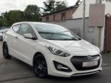 Hyundai i30 Coupe AUS 2.HAND+SCHECKHEFT+KLIMA+PDC+ALU - Hyundai i30: Sportwagen