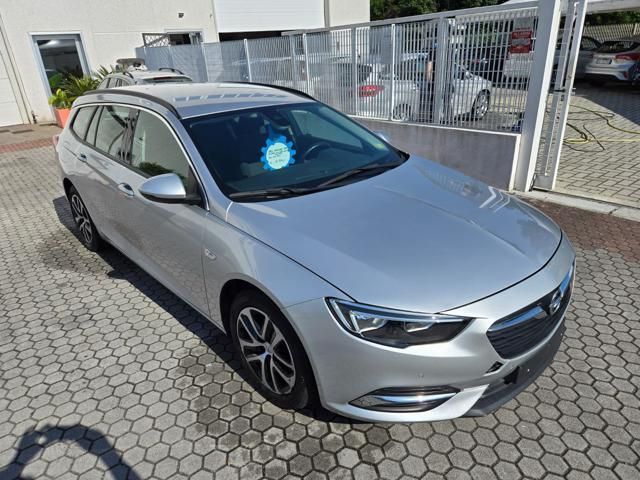 Opel OPEL Insignia Sports Tourer 1.6 cdti ecotec Busi