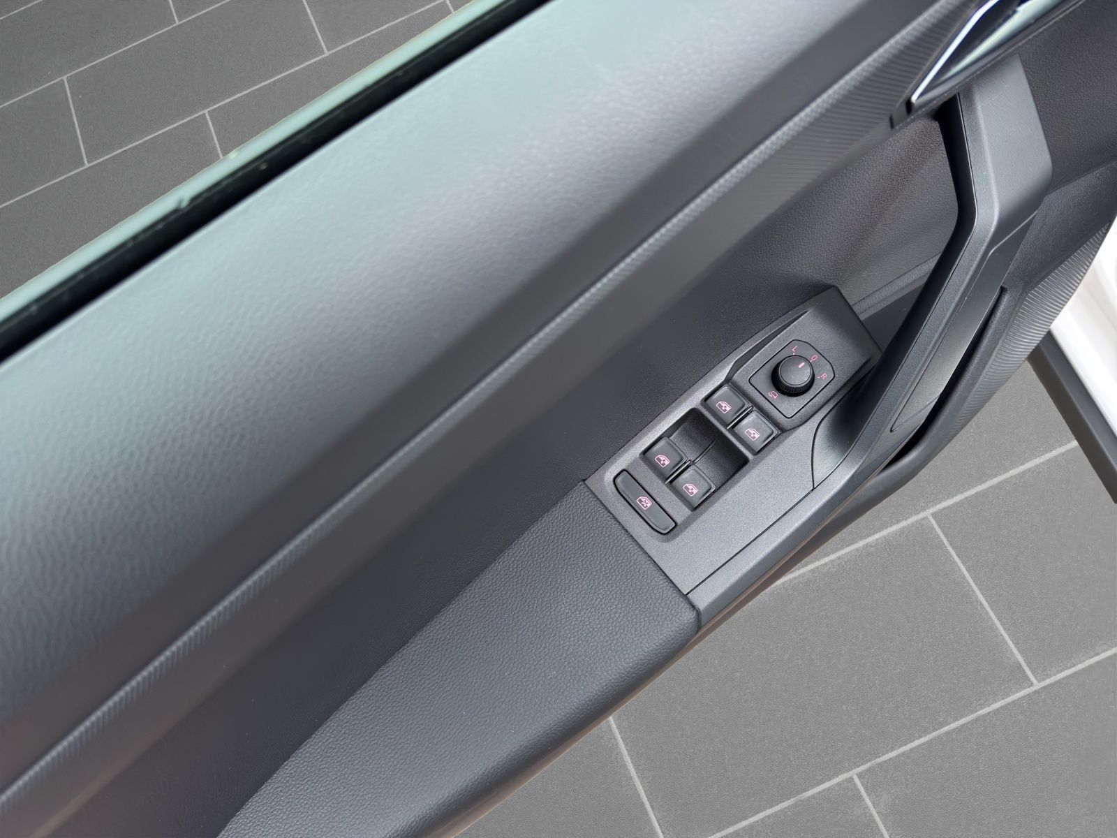 Seat Arona - Bild 14